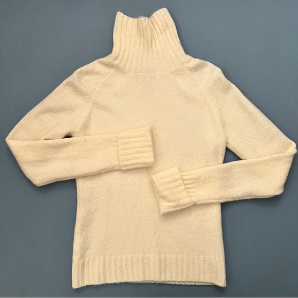 Vintage Sweater Project Fuzzy Turtleneck Sweater - Picture 5 of 9